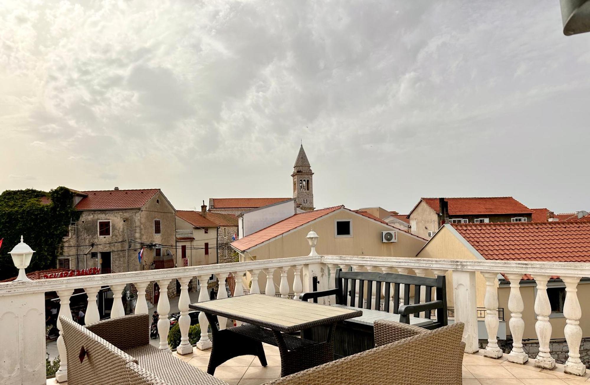 Apartment Tri Ferala - Pakostane
