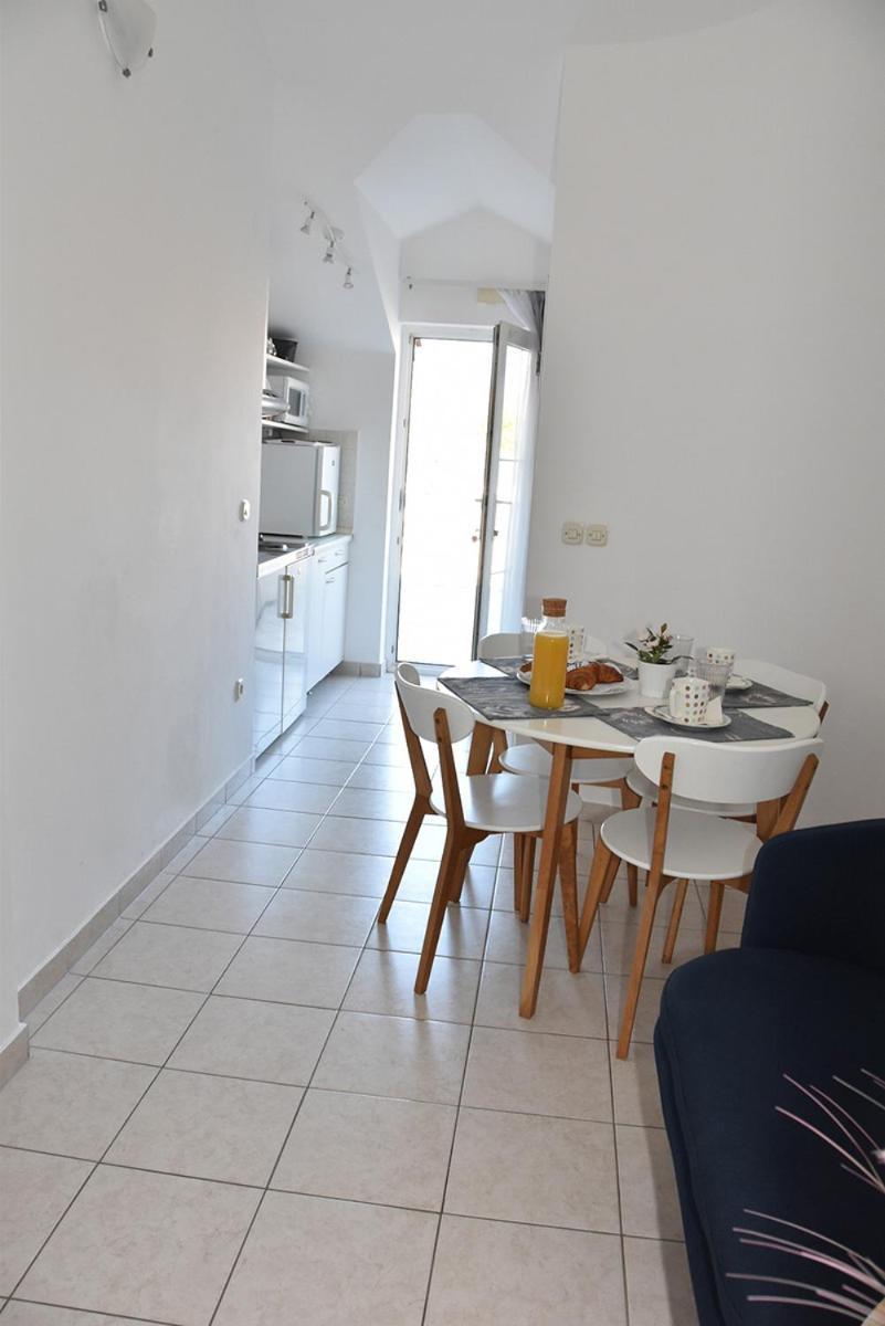 Tri Ferala - Apartment *